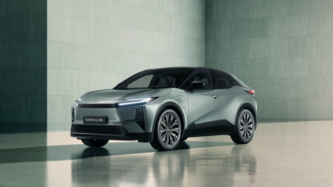 Toyota C-HR +