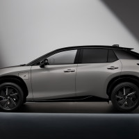 Lexus RZ F SPORT