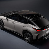 Lexus RZ F SPORT