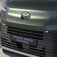 Toyota Proace Verso Front
