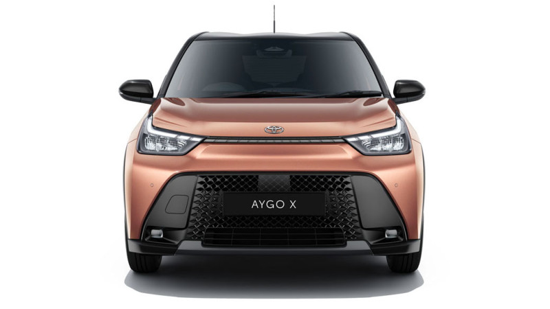 Toyota Axgo X Front
