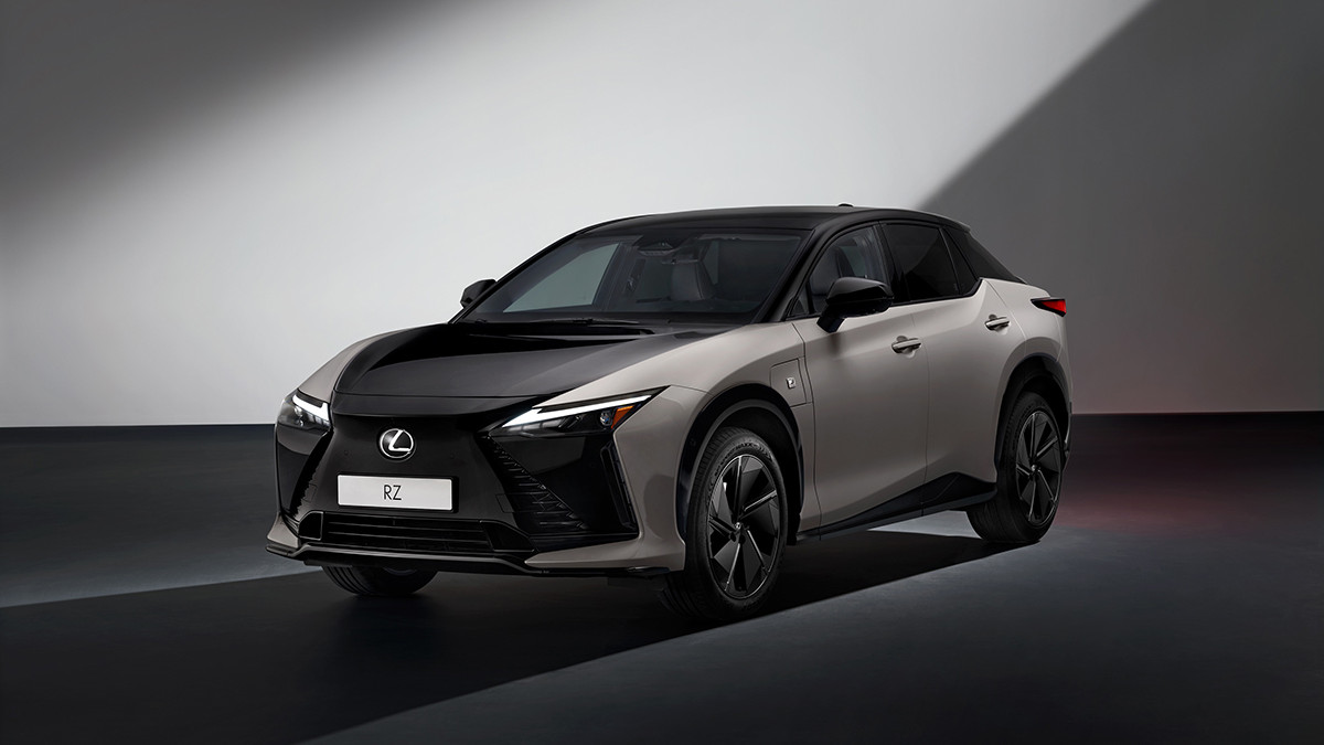 Lexus RZ F SPORT