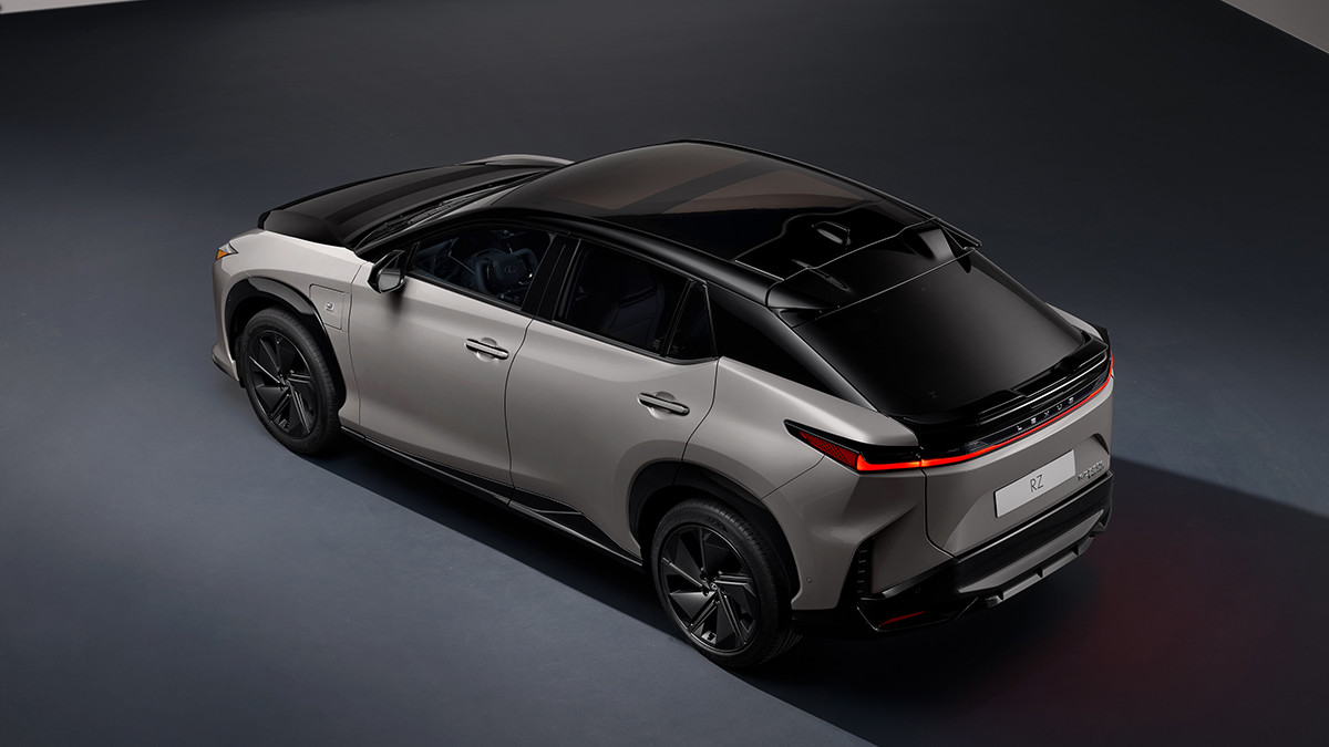 Lexus RZ F SPORT