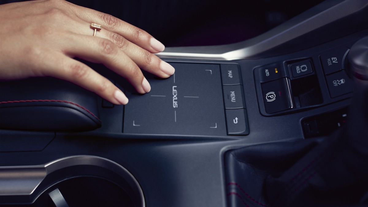 Lexus Nx Das Mid Size Suv Mit Hybrid Antrieb Allrad Keusch