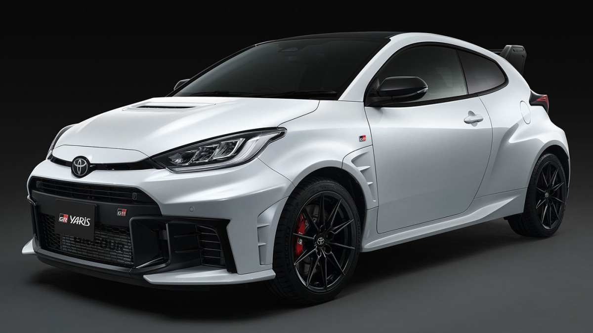 Toyota GR Yaris AREO PERFORMANCE 