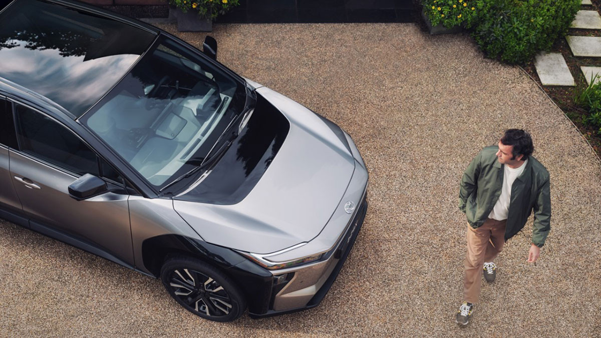 Toyota bZ4X von oben