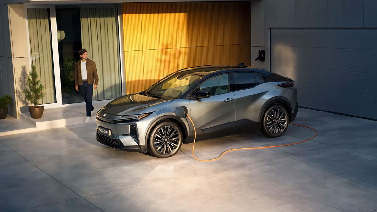 Toyota C-HR + 