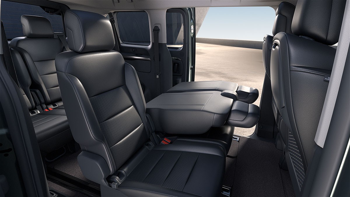 Toyota Proace Verso hinteren Sitzreihen