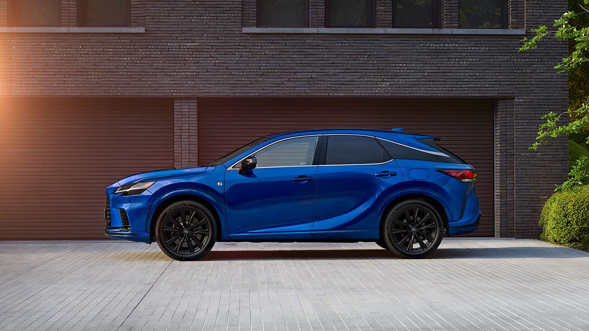 Lexus RX500h Seitenansicht F-Sport