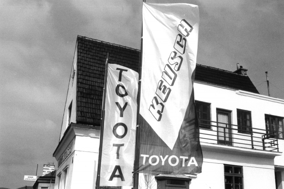 alte Fahnen von Keusch Toyota