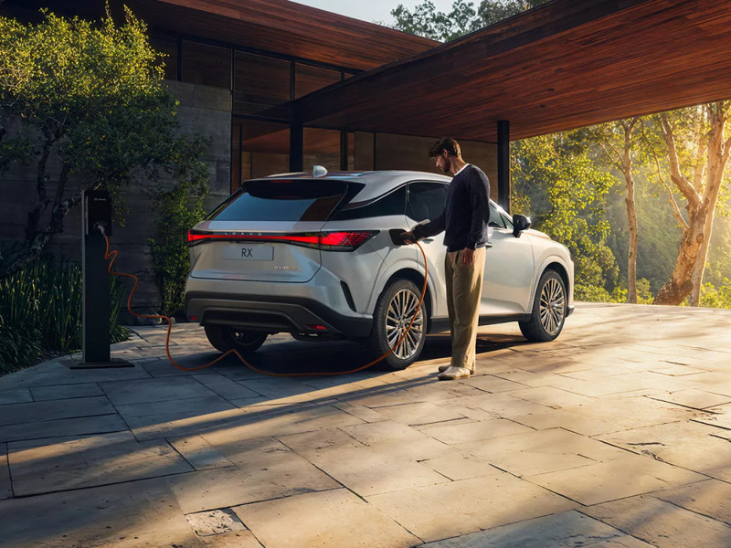 Lexus RX Plug In