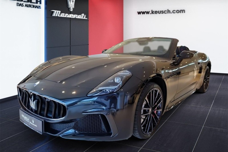 Maserati GranCabrio TROFEO Cabrio